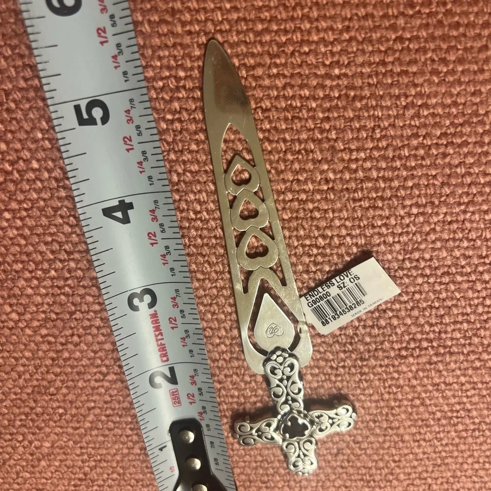 NWT Brighton Endless Love Silverplate Bookmark with Red Heart-Shaped Stone